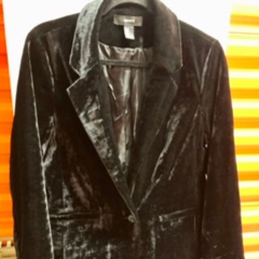 New Velvet Black Classic Blazer Jacket, M